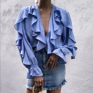 Gorgeous ruffled blue shirt ZARA NWT